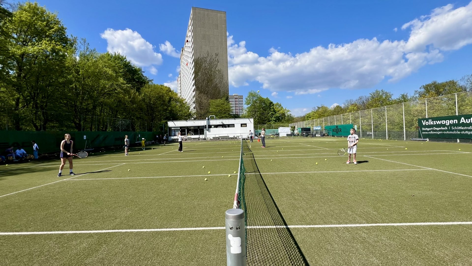 Deutschland spielt Tennis beim TC Asemwald – gelungener Saisonauftakt